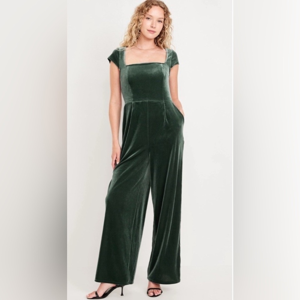 Old Navy Jumpsuit Large Dark Bottle Green Velvet Short Sleeve Wide Leg Holiday